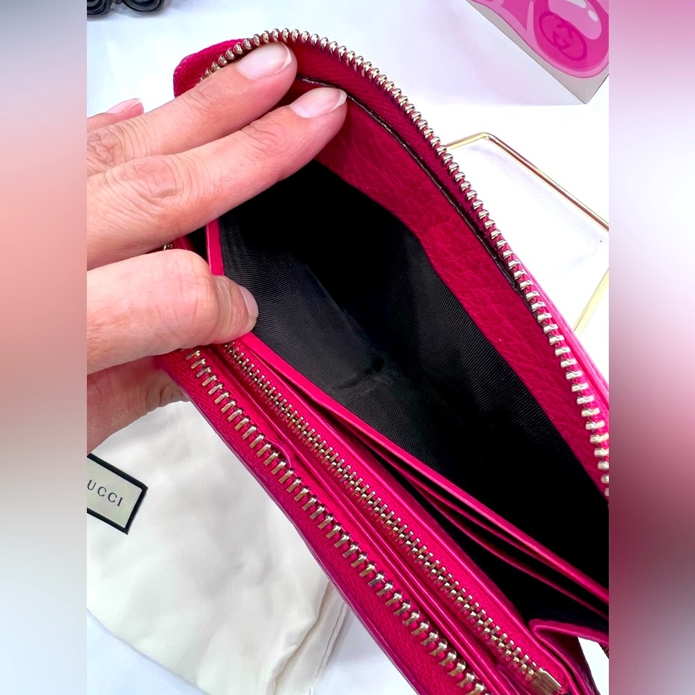 Gucci Pink Leather Soho Interlocking GG Logo Zip Around Wallet w/COA - Picture 11 of 17